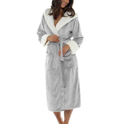 Slumber Hut® Winter Womens Bathrobe uk